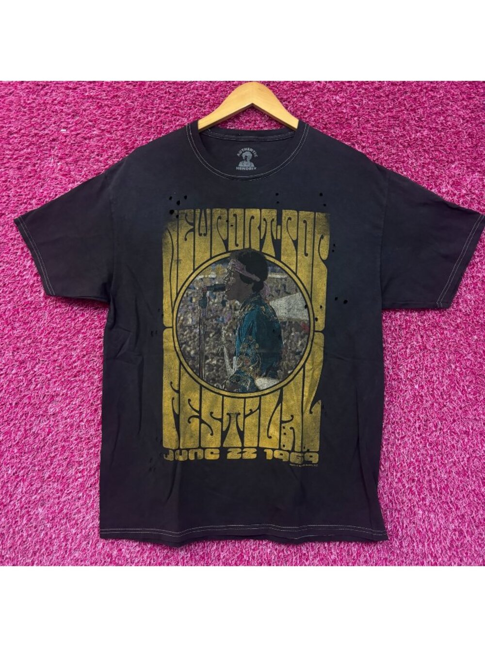 Jimi Hendrix 1969 Newport Pop Festival Distressed Rock Tee M